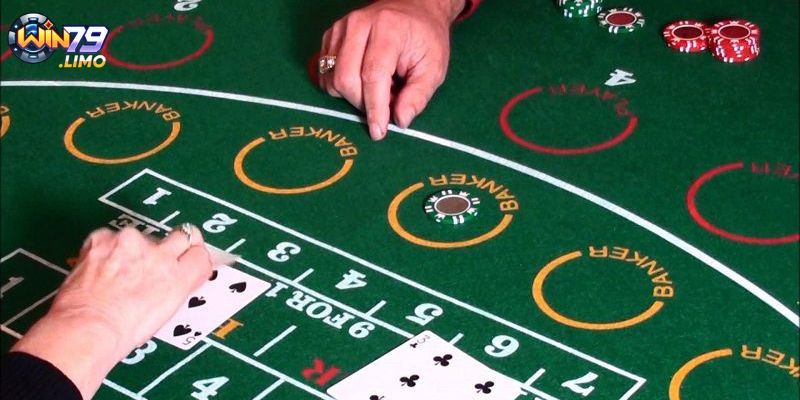 Luật bài baccarat thường có